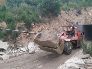 Read more about the article Подземный погрузчик LHD на месте 02